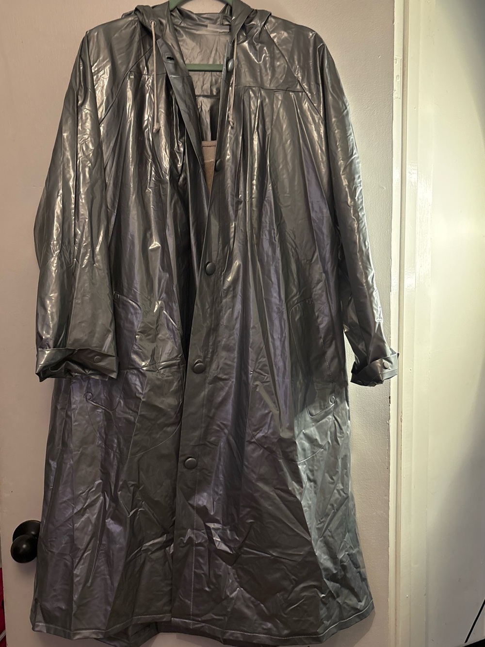 π₯π2/$15 π₯π½Silver slicker!! πΈ